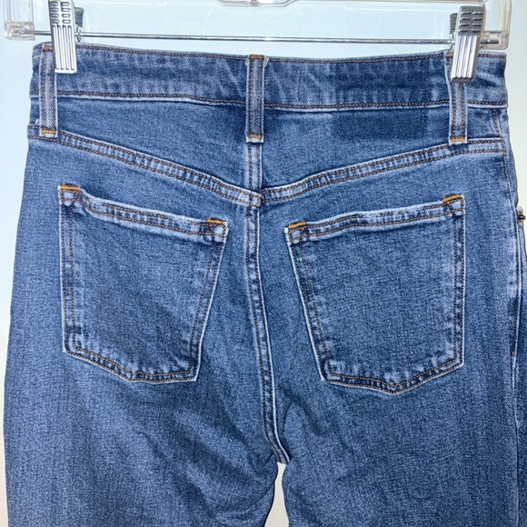 Abercrombie & Fitch The Mom High Rise Curve Love High-Waisted Blue Denim Jeans - Picture 6 of 7